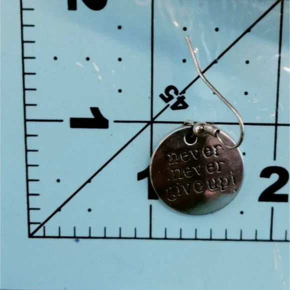 Live your Dream Earring Never give Up Inspiration Pendant Charm Motivation - Picture 4 of 4
